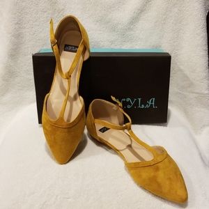 Mustard Yellow Flats sz 11 Turn Back Prime Vegan